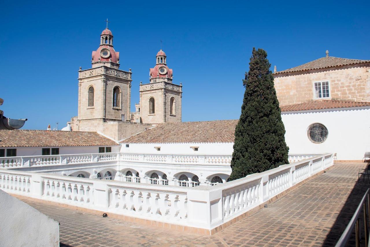 Hostel Grupoandria El Claustre De Ciutadella - Hospederia Exteriér fotografie